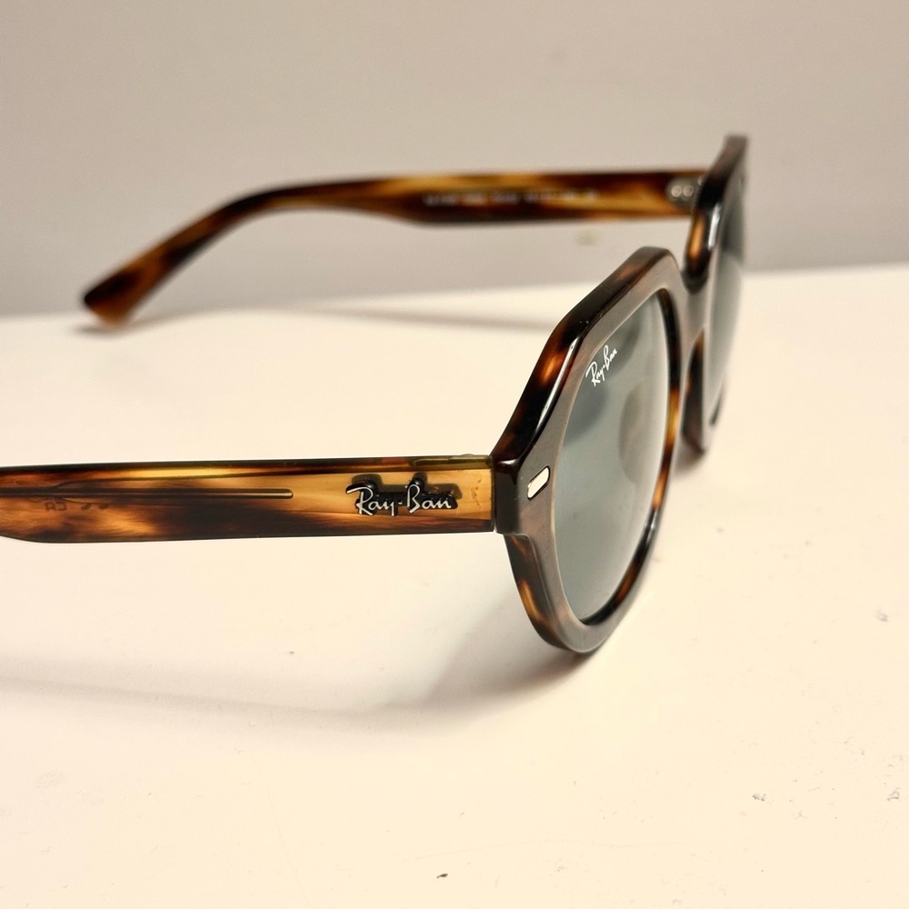 Ray-Ban Gina Sunglasses - Picture 2 of 8
